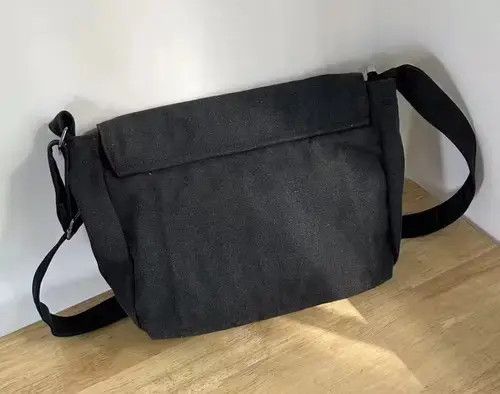 Japanese Brand New retro fashion canvas messenger shoulder bag Size ONE SIZE - 4 Thumbnail