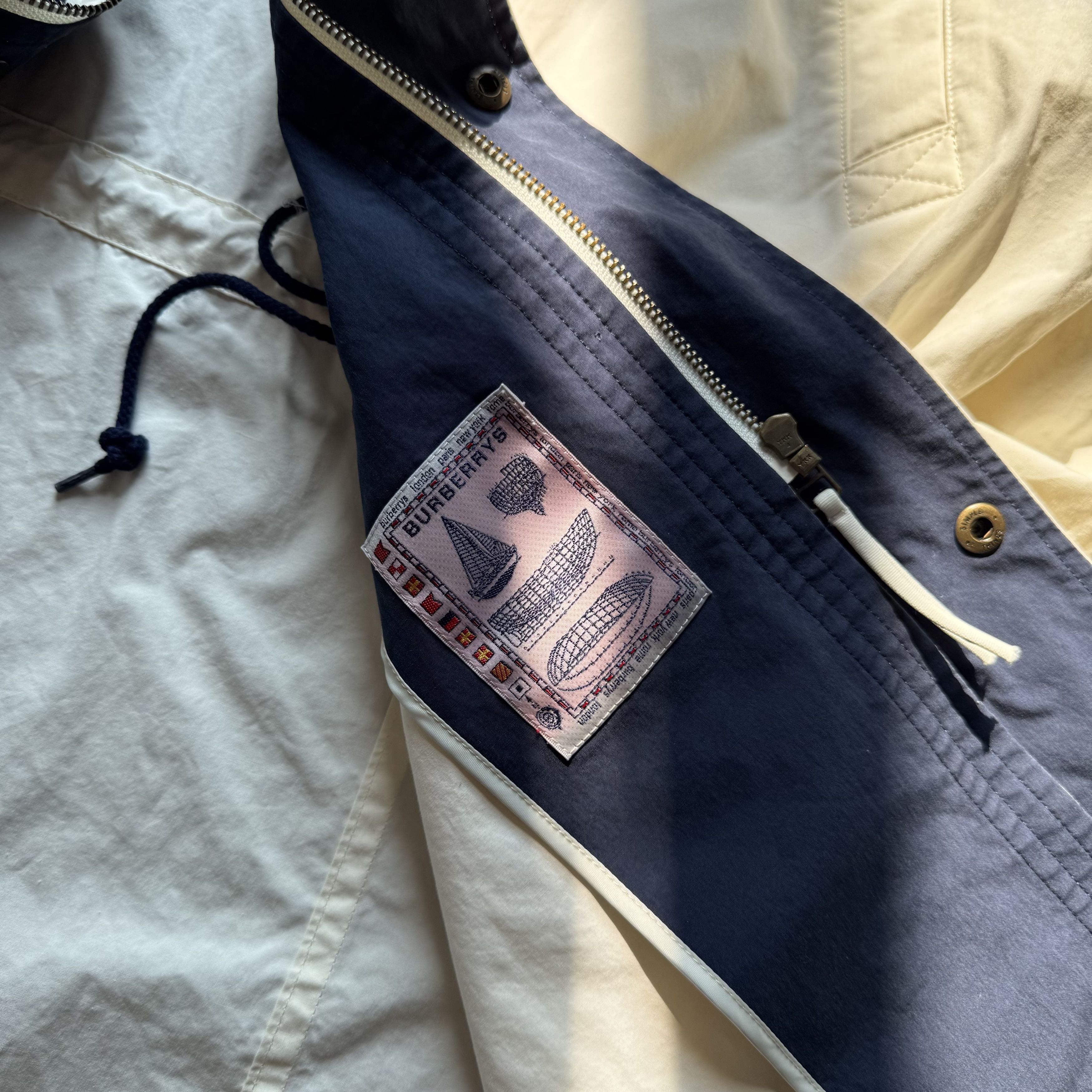 Burberry Vintage Burberrys’ Jacket Size US M / EU 48-50 / 2 - 5 Thumbnail