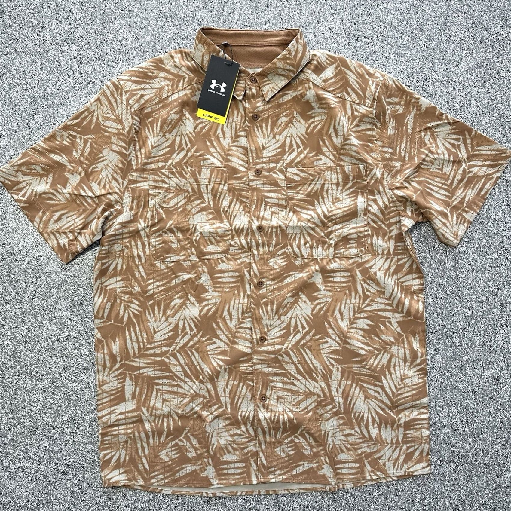 Under Armour Under Armour Button-Up Shirt Mens L Brown Palm Floral Outdoor Essential Camp 6009203 Size US L / EU 52-54 / 3 - 2 Thumbnail