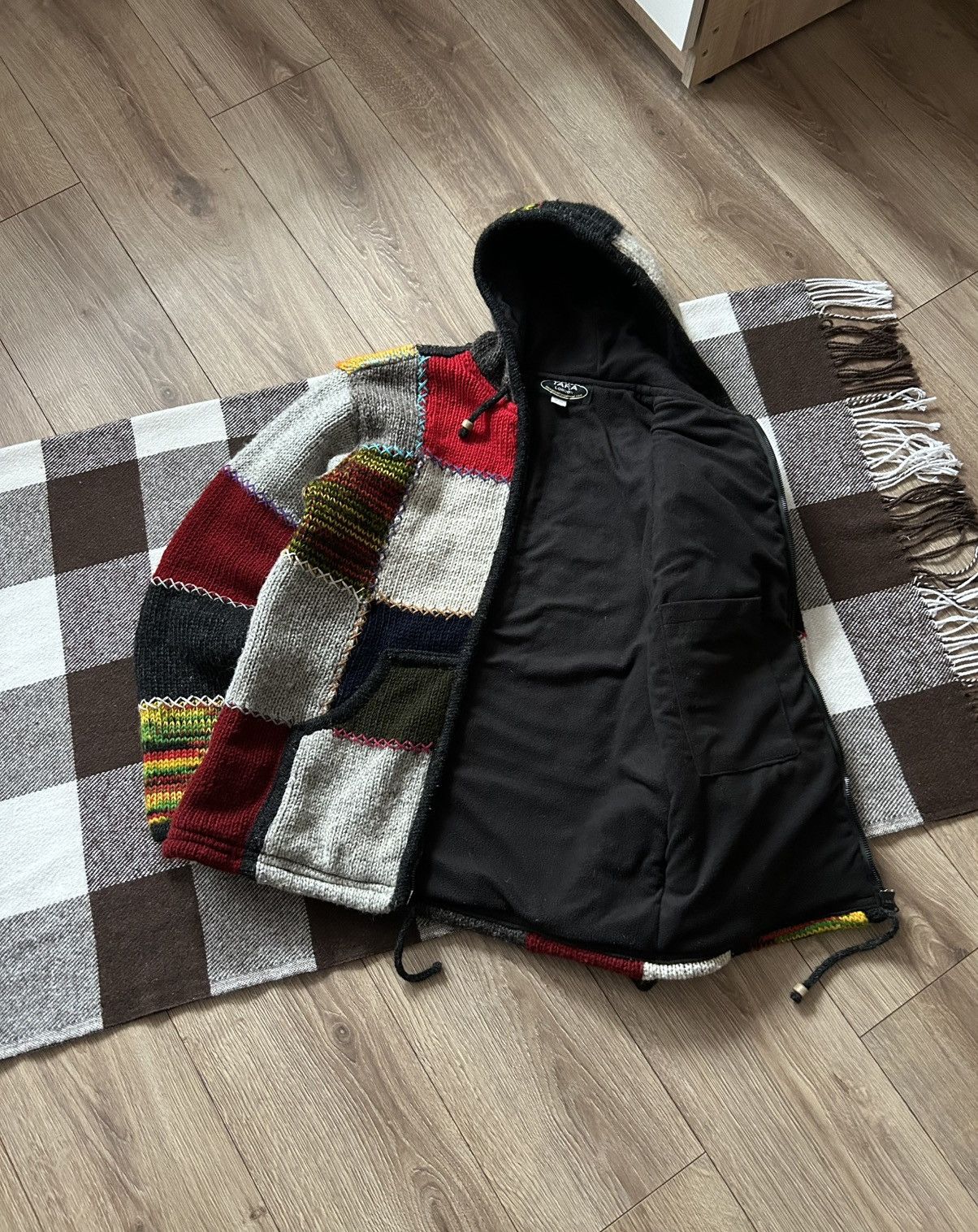 If Six Was Nine Vintage Tara London Himalaya patch work wool hoodies Size US M / EU 48-50 / 2 - 2 Thumbnail