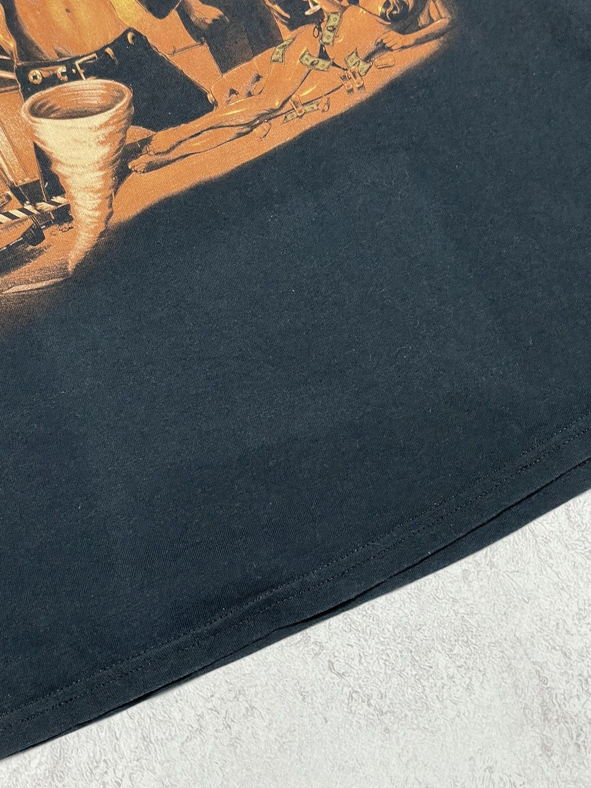 Band Tees Airbourne No Guts No Glory Europe Summer Tour 2010 T Shirt M Size US M / EU 48-50 / 2 - 6 Thumbnail