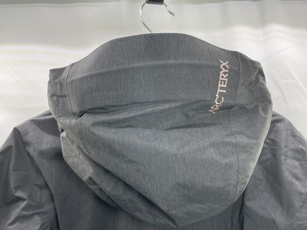 Arc'teryx ARCTERYX Incendia IS Gore Tex Ski Snowboarding Jacket Size S / US 4 / IT 40 - 11 Thumbnail