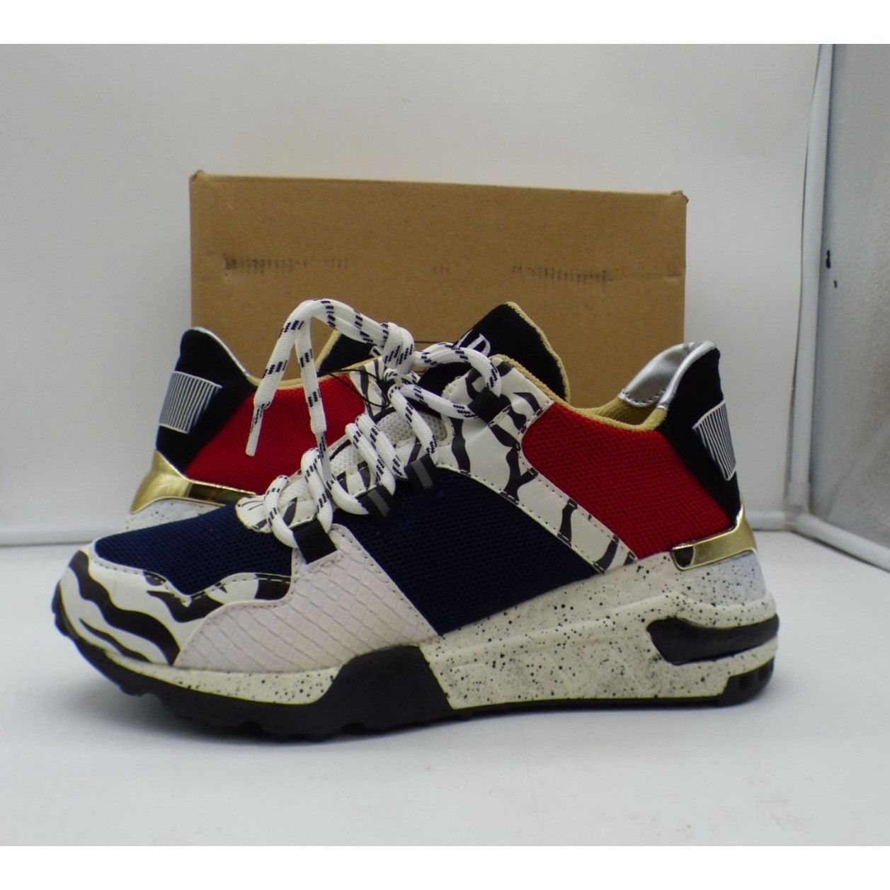 Vlado Vlado Women’s Cleo Athletic Shoe - White / Multi, Sz. 6 Size US 6 / IT 36 - 12 Thumbnail