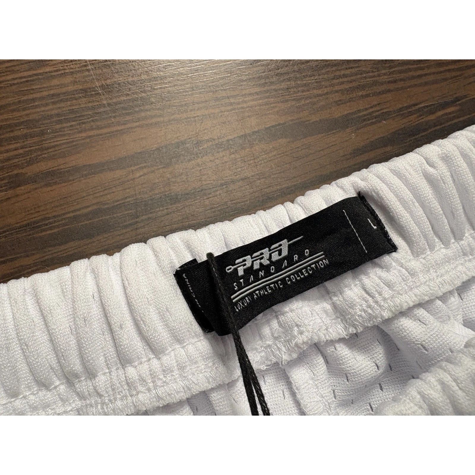 Pro Standard PRO STANDARD CHICAGO BULLS LOGO MESH WHITE Shorts Sz Large Size US 36 / EU 52 - 6 Thumbnail