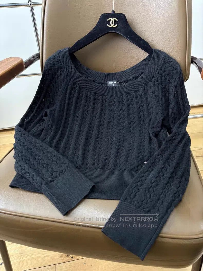 Chanel Chanel 24b black double C logo round neck knit Size XS / US 0-2 / IT 36-38 - 4 Thumbnail