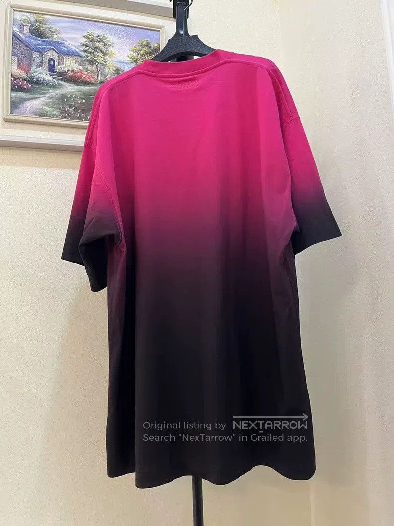 Vetements VETEMENTS Gradient Pink Letter Short Sleeve Size US XS / EU 42 / 0 - 2 Thumbnail
