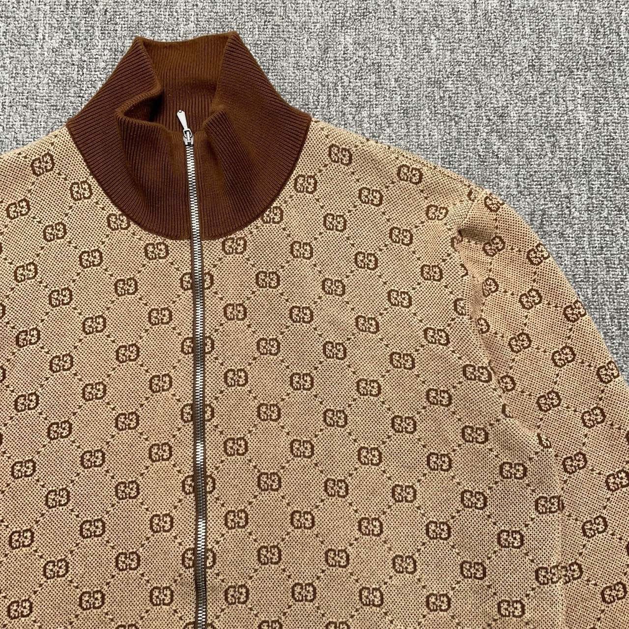 Gucci Gucci Old-fashioned full-print knitted zipper jacket 2501-N Size US XL / EU 56 / 4 - 4 Thumbnail