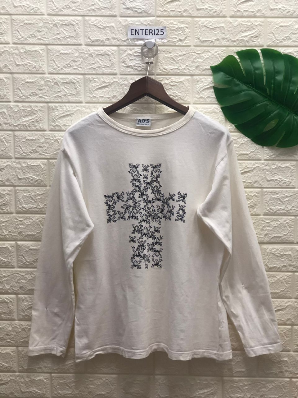 Designer VINTAGE AO’S CROSS FROG RARE DESIGN OBAKO CO. LTD Size US M / EU 48-50 / 2 - 1 Thumbnail
