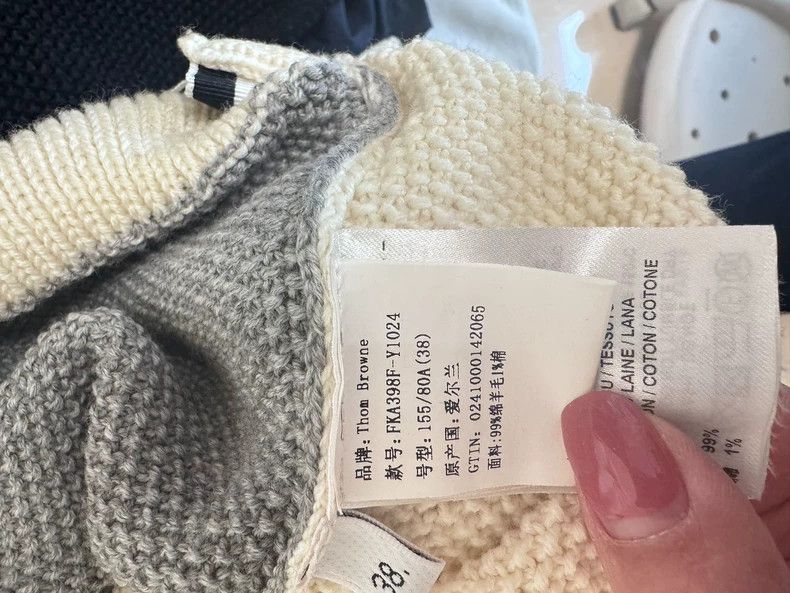 Thom Browne Thom browne Wool long sleeves 2504-Nextarrow Size XS / US 0-2 / IT 36-38 - 6 Thumbnail