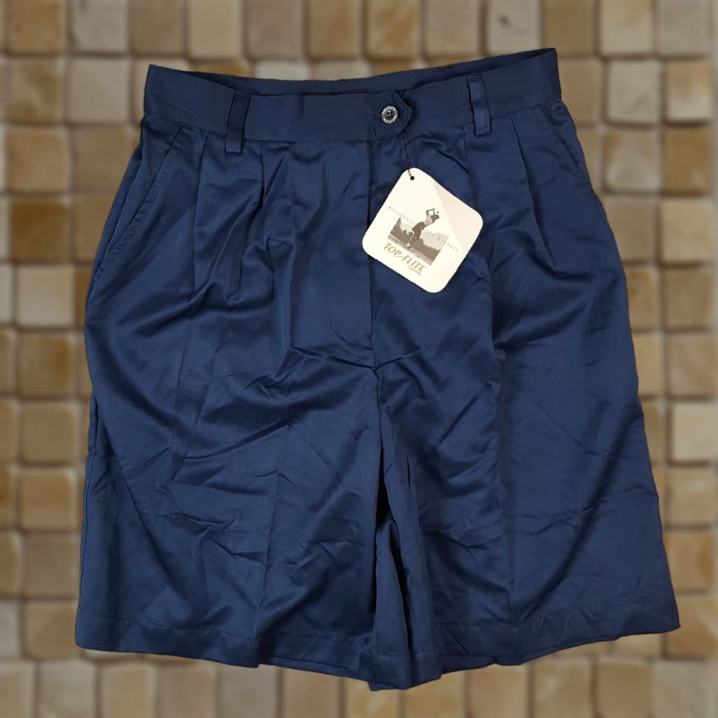 Spalding VINTAGE Spalding Women's Golf Shorts Size 12 Pleated Chino Athletic Casual Summer Navy Blue Size 34" / US 12 / IT 48 - 1 Thumbnail