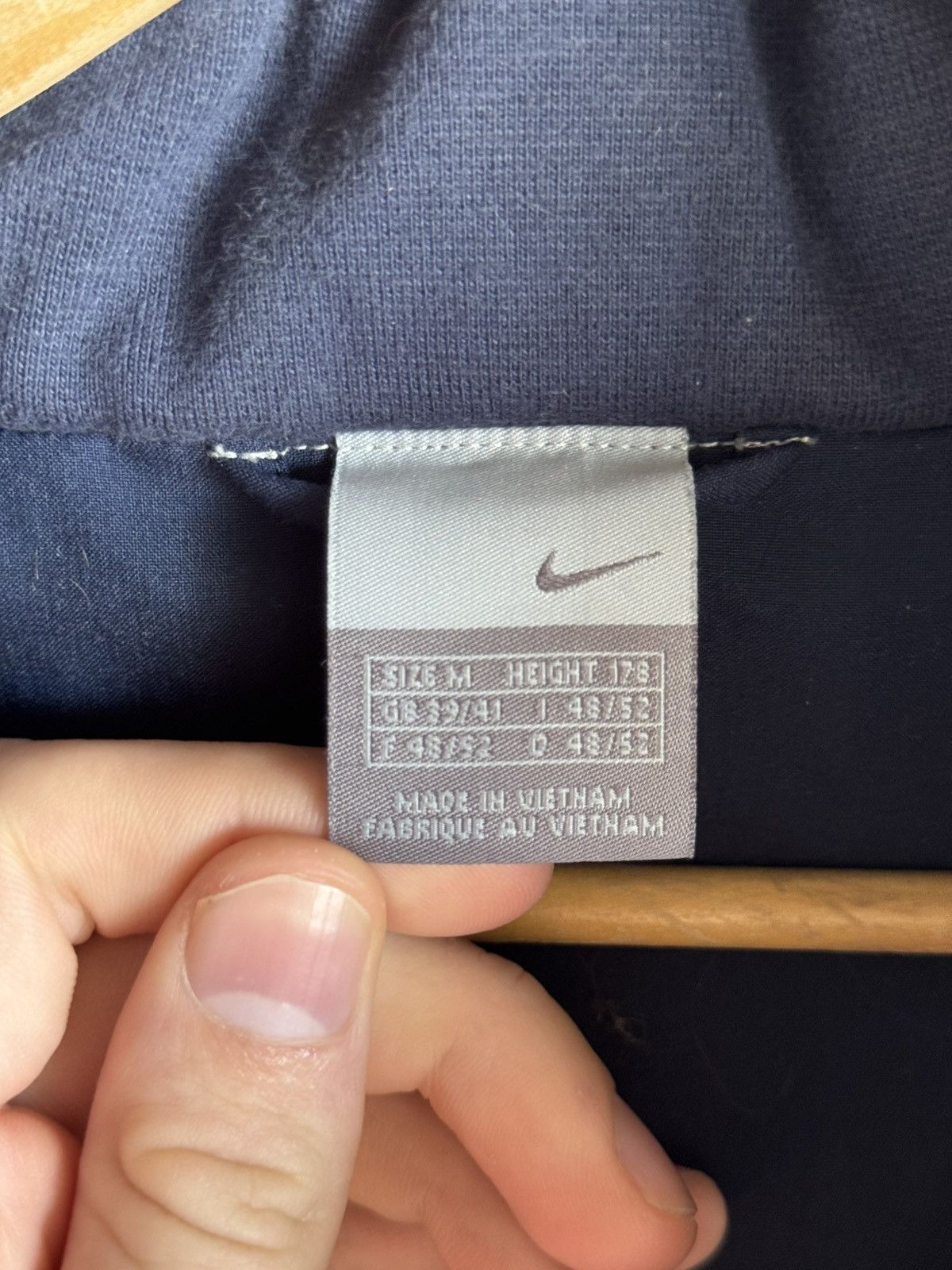 Nike Vintage Nike Puffer Vest Size US M / EU 48-50 / 2 - 13 Thumbnail