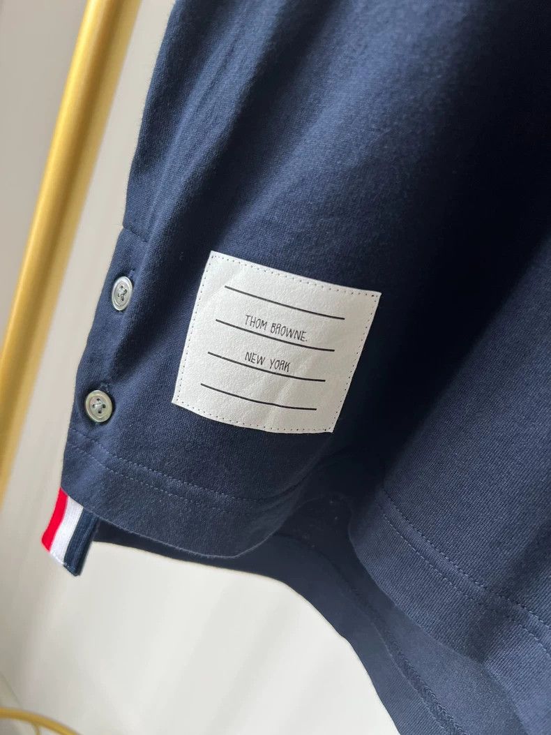 Thom Browne Thom Browne Short sleeves with side split cotton round col Size L / US 10 / IT 46 - 4 Thumbnail