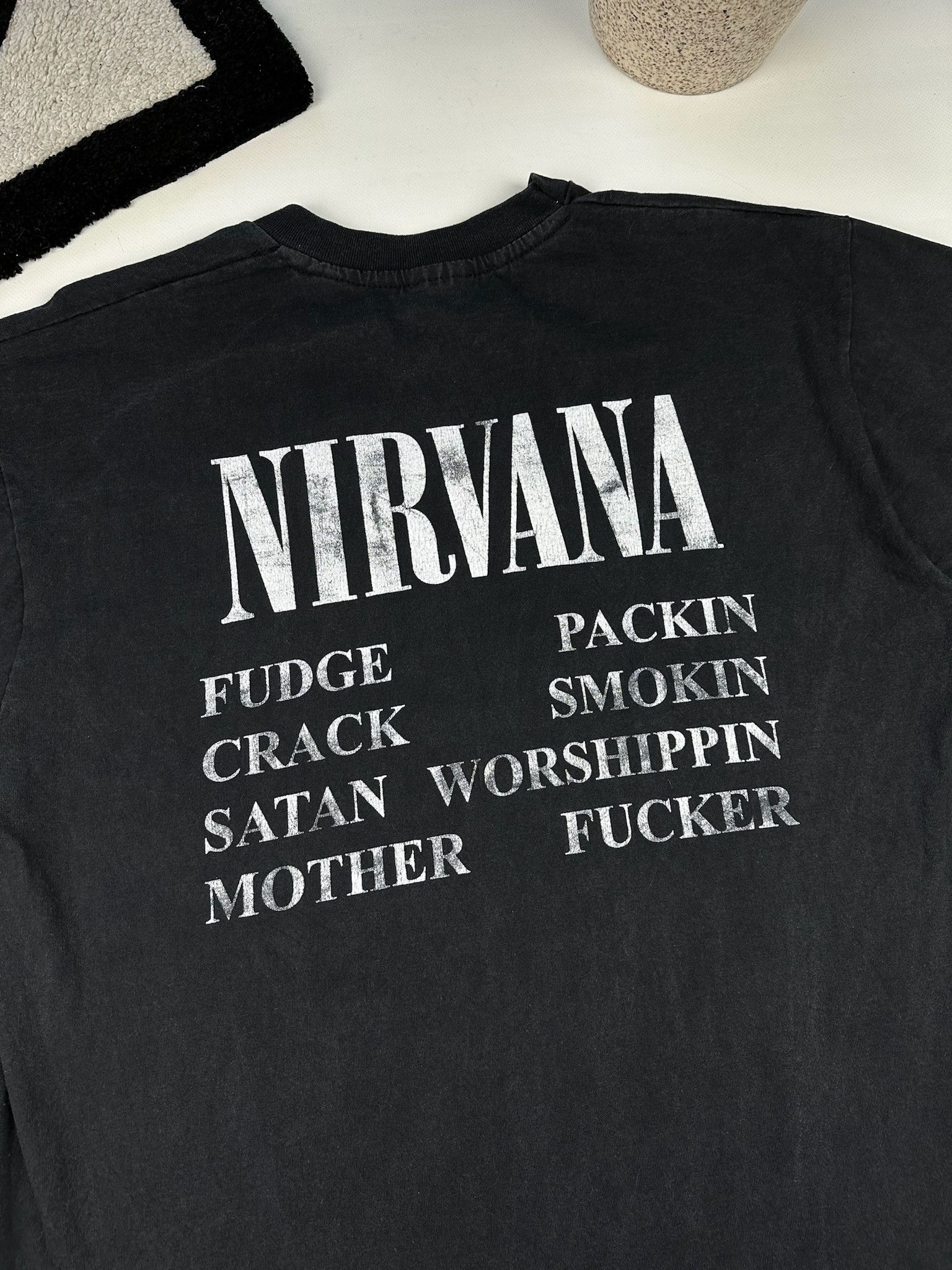 Band Tees Nirvana Incesticide T-Shirt Size US L / EU 52-54 / 3 - 9 Thumbnail
