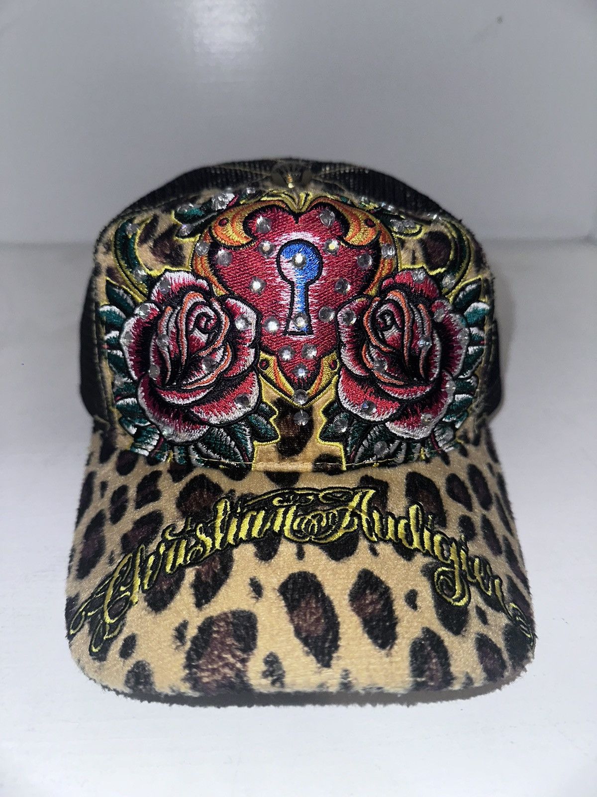 COACH Women\'s Color blocked Ombre Pom Pom Beanie (R$95) HAT ONLY Vintage Christian Audigier cheetah print snapback main image 4
