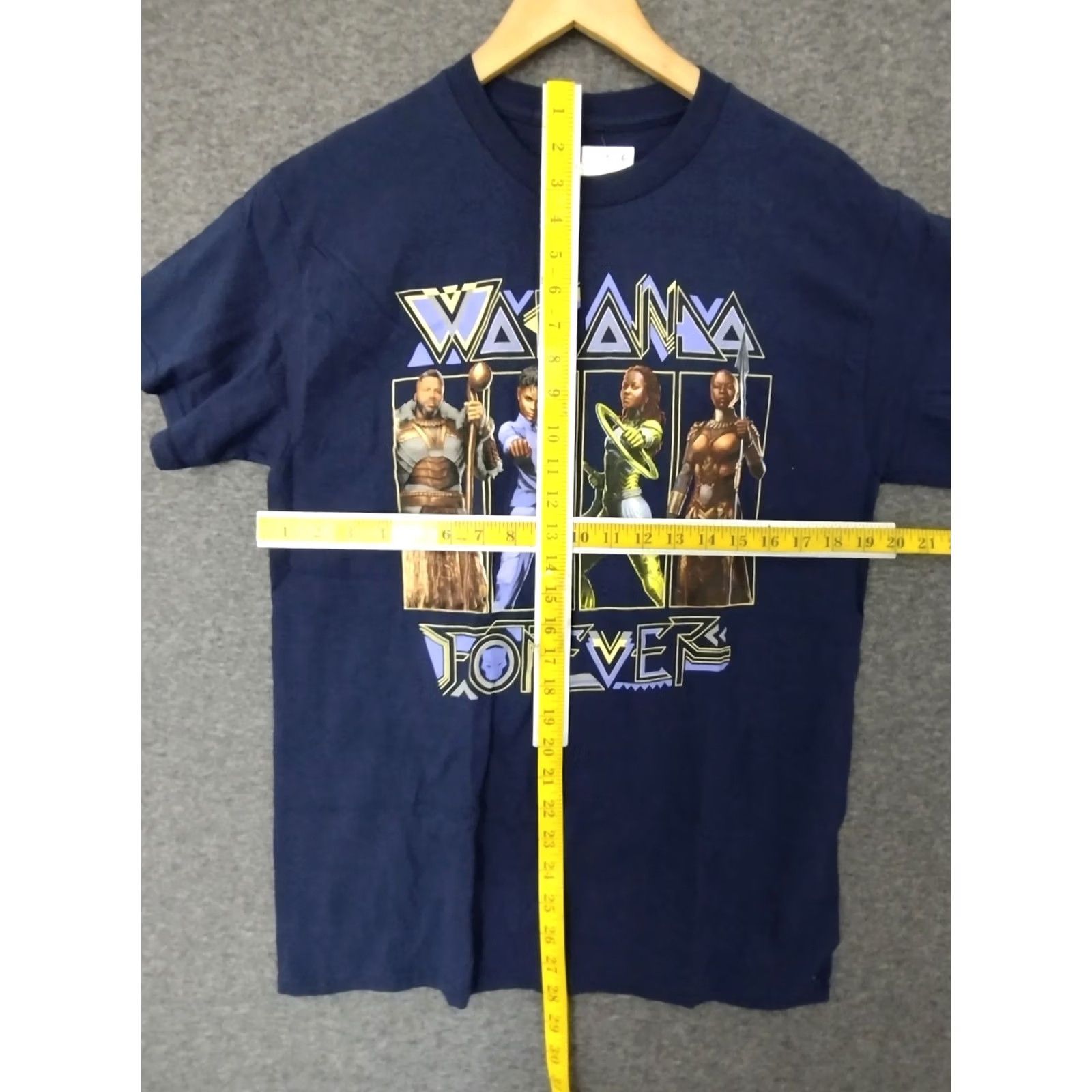 Vintage Marvel Mens Wakanda Forever T-Shirt Marvel Wakanda Forever T Shirt Men M Blue Cotton Shirt Logo Crew Neck All Seasons Black Panther Vintage No Size US M / EU 48-50 / 2 - 4 Thumbnail