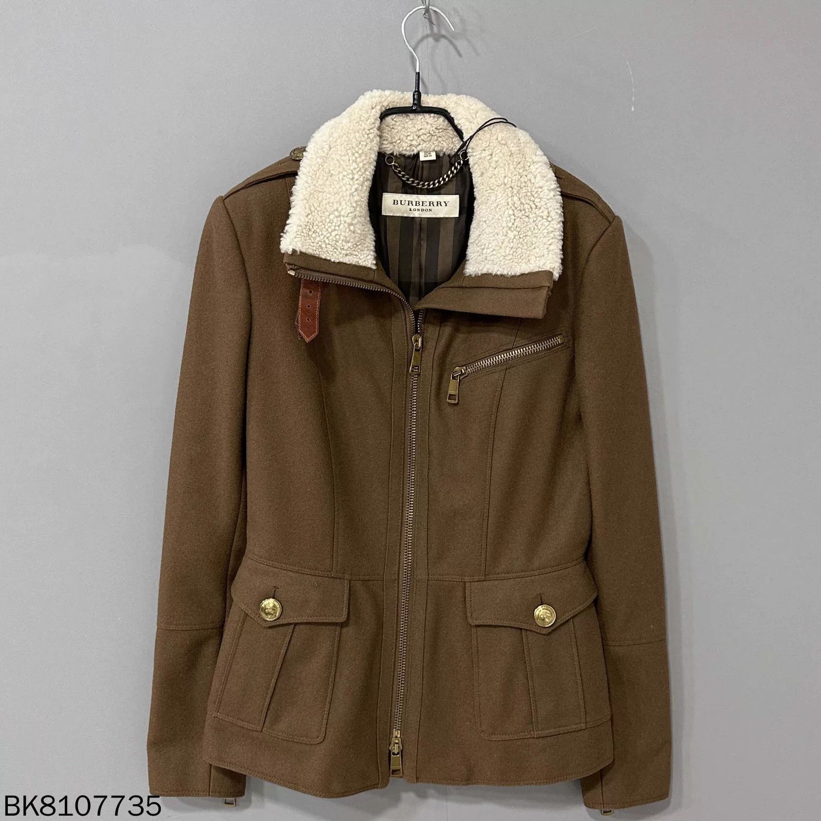 Burberry Burberry Plaid Lining Shearling Collar Zip Coat Size S / US 4 / IT 40 - 1 Thumbnail