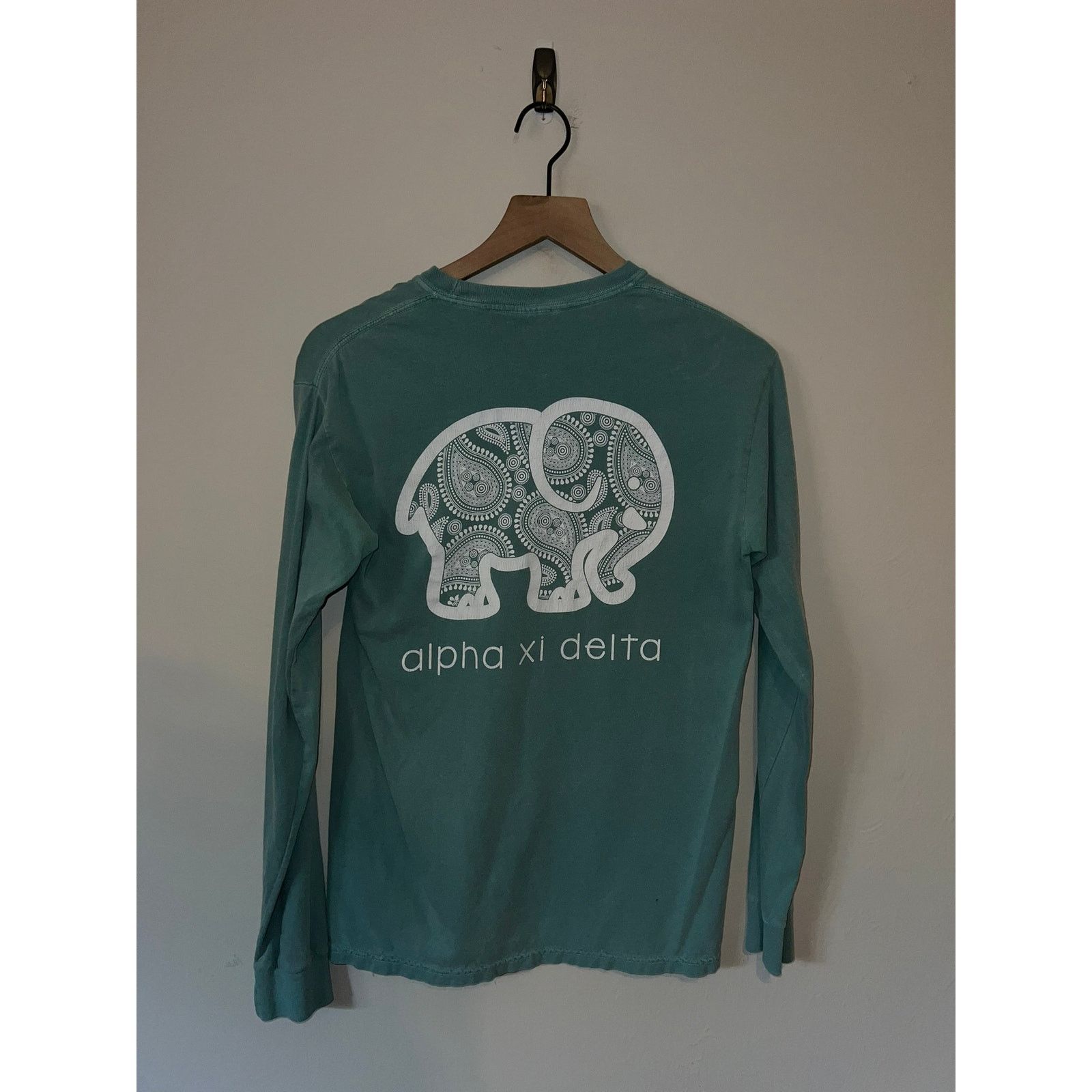 Comfort Colors Alpha Xi Delta Shirt Long Sleeve Elephant College Y2K Small Size US S / EU 44-46 / 1 - 5 Thumbnail