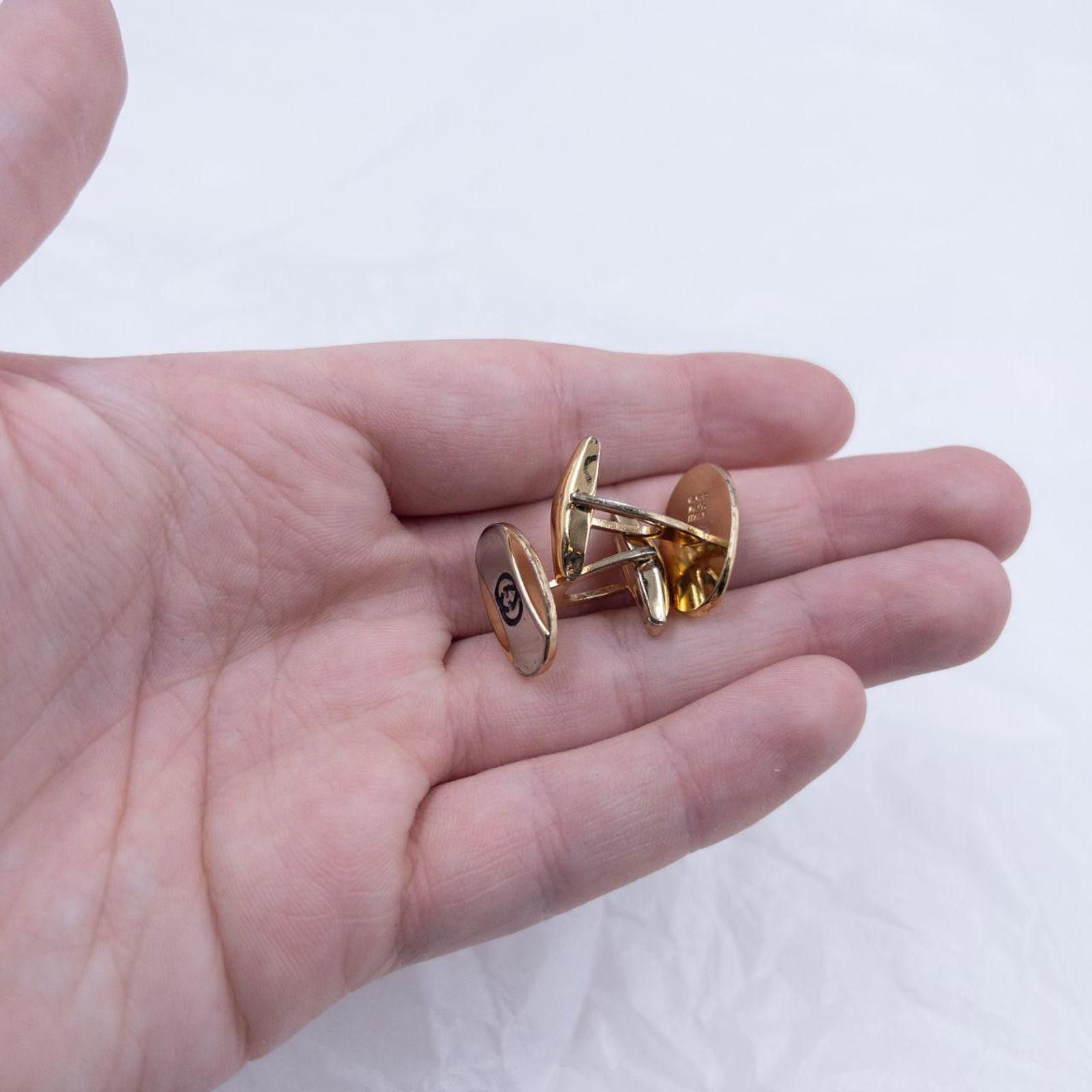 Gucci Vintage Gucci Embossed Cuff Links Size ONE SIZE - 5 Thumbnail