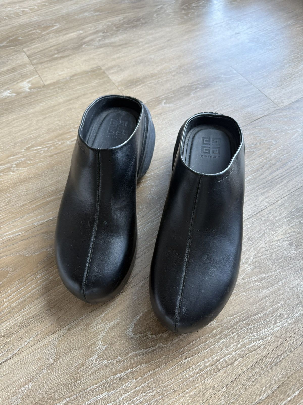 Givenchy Givenchy G Leather Clogs Low Size US 9 / EU 42 - 7 Thumbnail
