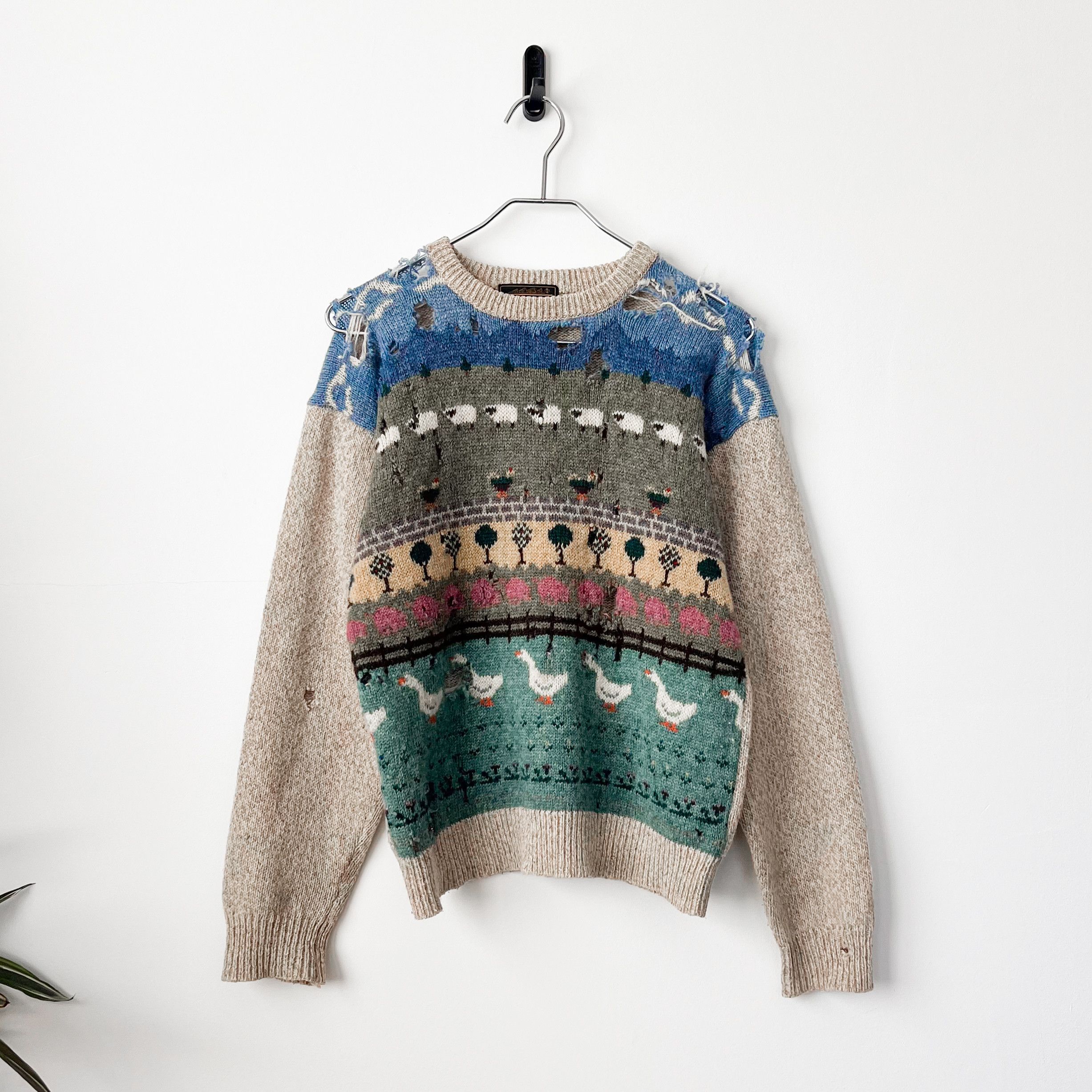 Eddie Bauer VTG Y2K Eddie Bauer Super Soft Knitted Distressed Sweater Size US S / EU 44-46 / 1 - 1 Thumbnail