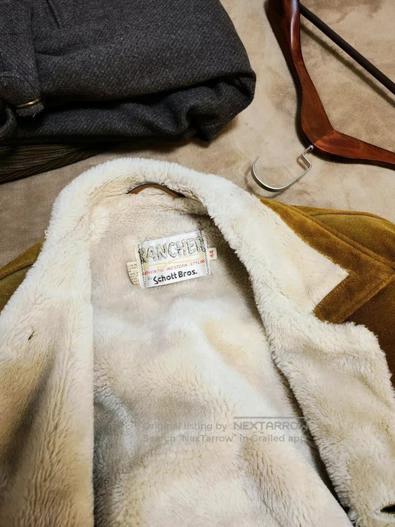 Other Thick and soft shearling Size L / US 10 / IT 46 - 2 Thumbnail