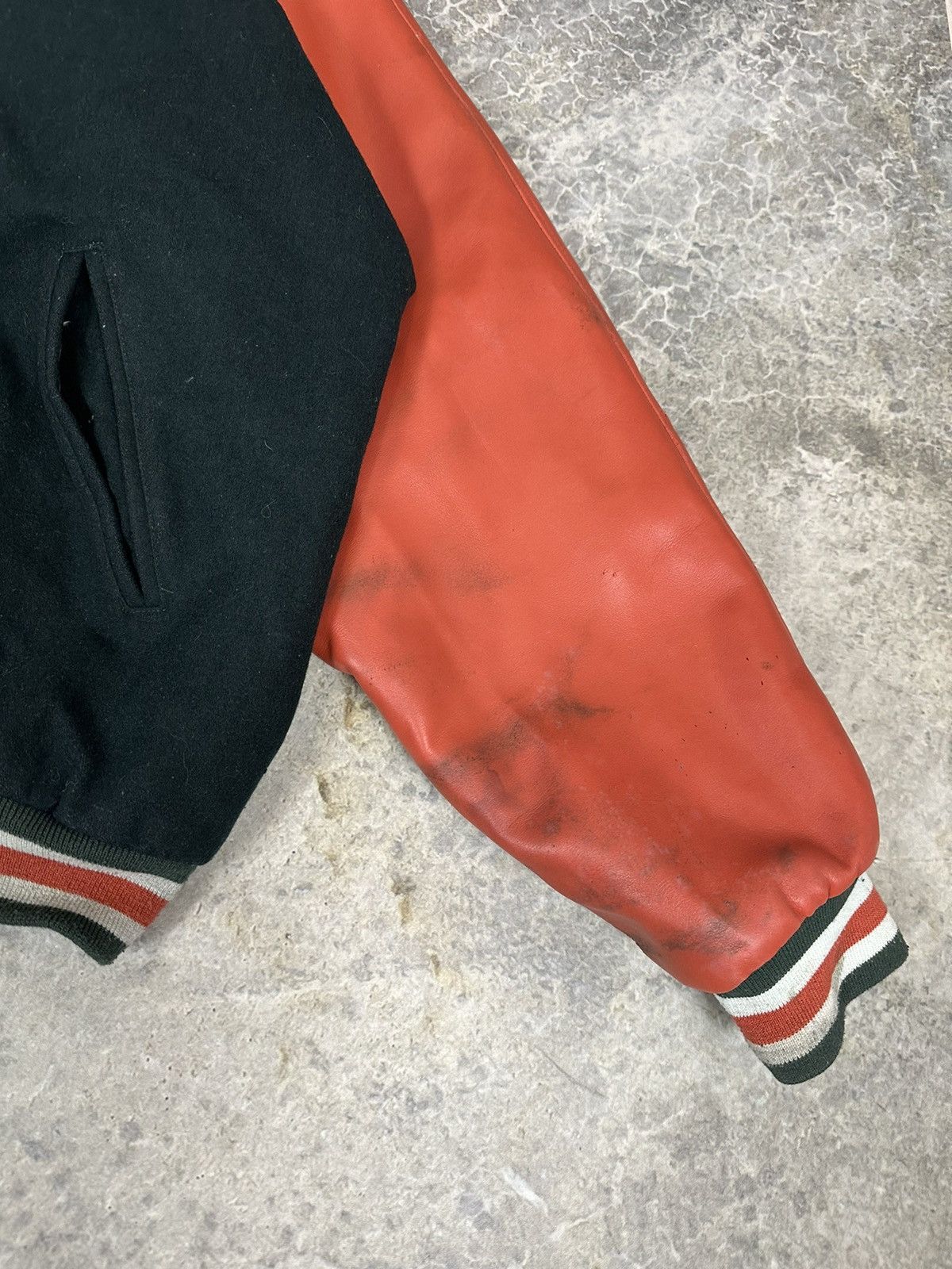 Vintage Vintage Miami U Varsity Jacket Size US XL / EU 56 / 4 - 5 Thumbnail