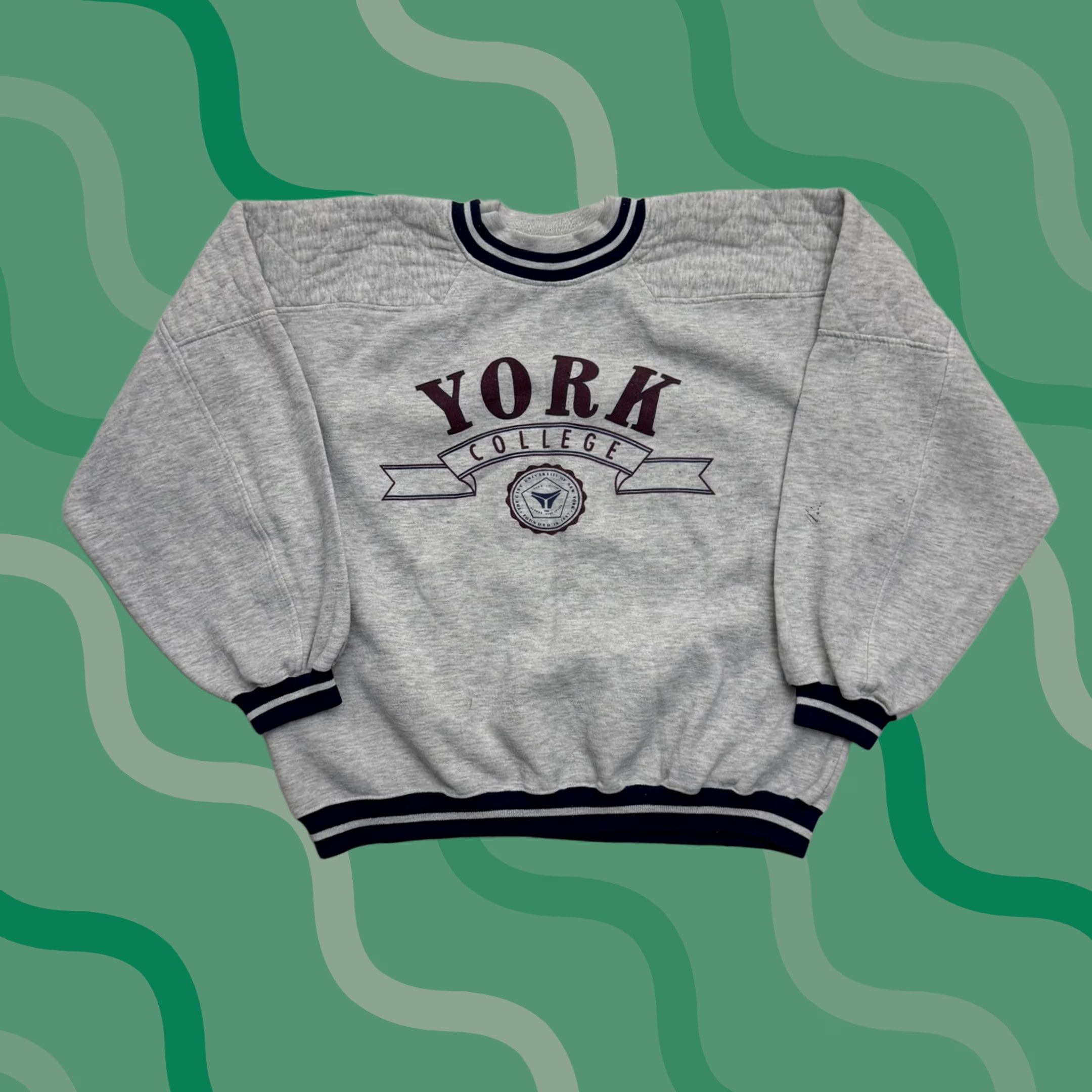 Vintage VINTAGE Gear For Sports York College Sweatshirt Mens Large Gray Crewneck Fleece Size US L / EU 52-54 / 3 - 1 Thumbnail