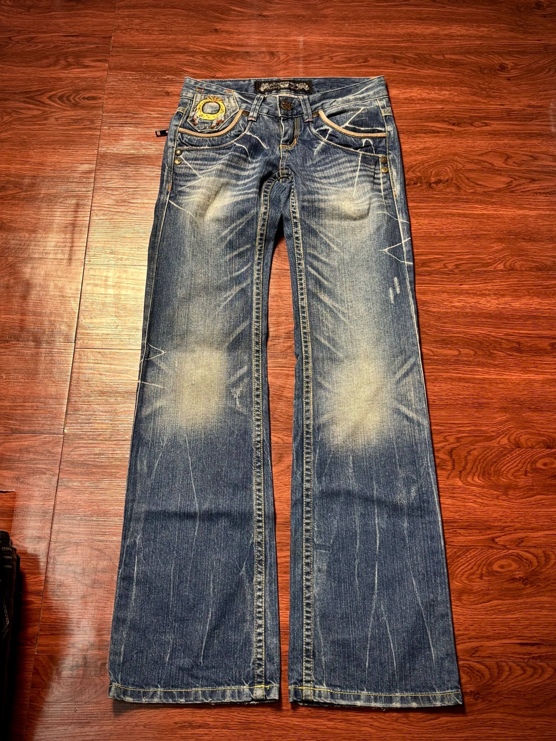 Issey Miyake Vintage Y2K Red Pepper Tribal Patch Flare Denim Pants Size 29" - 3 Thumbnail