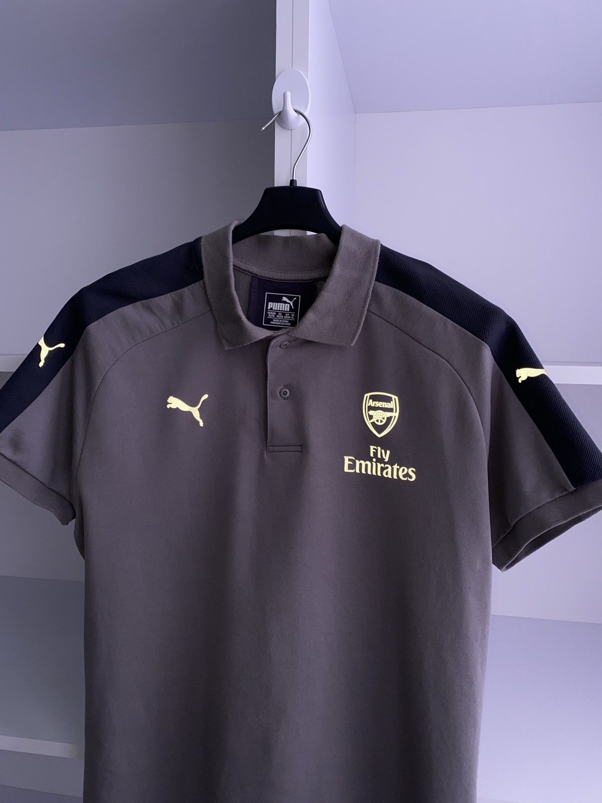 Puma × Vintage Puma Arsenal rare short sleeve reflective logo tee Size US XL / EU 56 / 4 - 1 Thumbnail