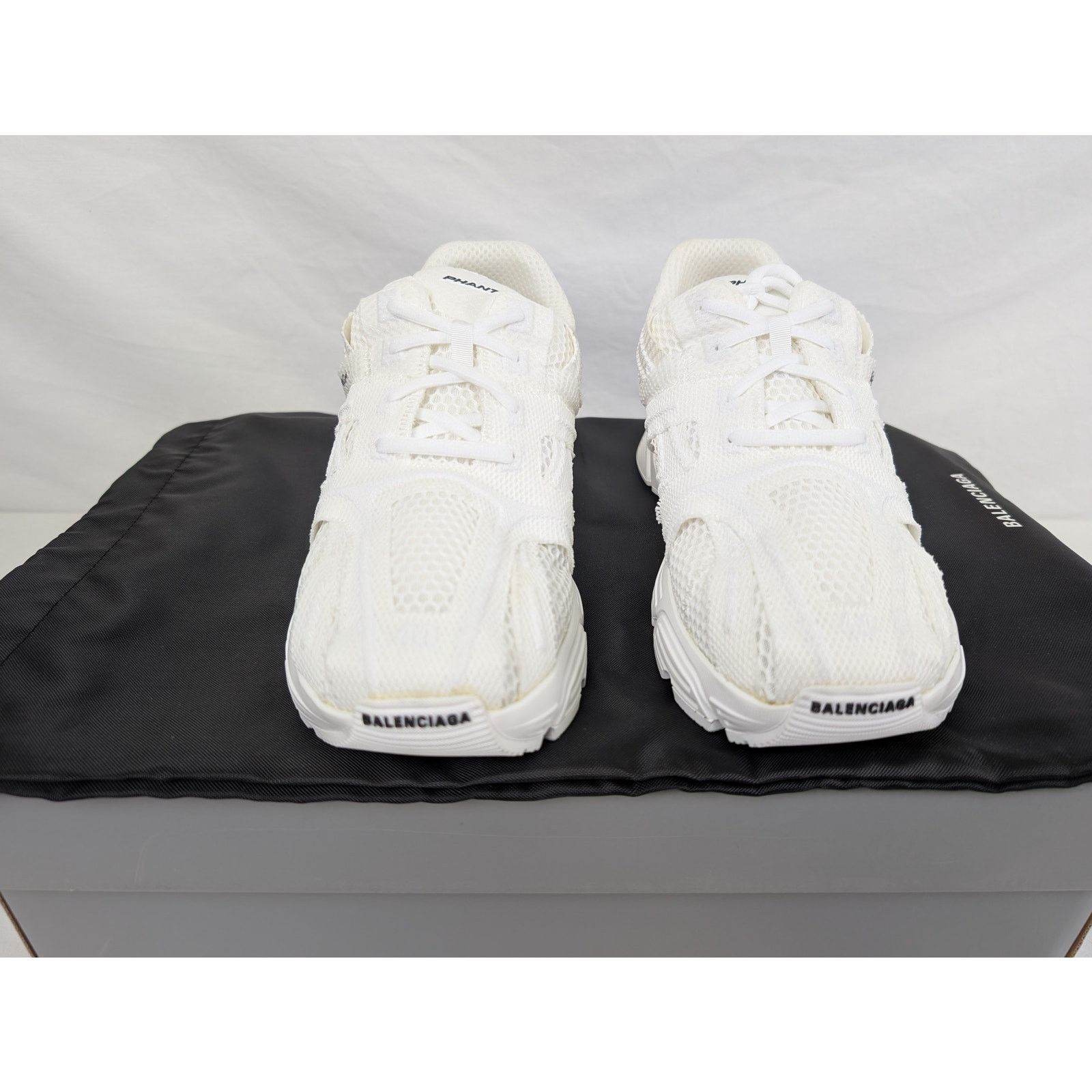 Balenciaga o1rshd1 Phantom Sneakers in White Size US 7 / EU 40 - 14 Thumbnail