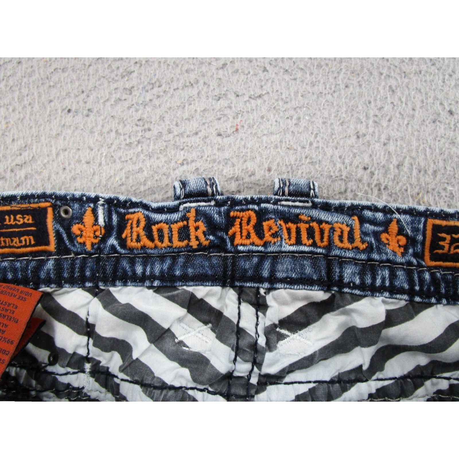 Vintage Rock Revival Eben Jeans Men’s 32x31.5 Straight Distressed Medium Wash Denim Size US 32 / EU 48 - 4 Thumbnail