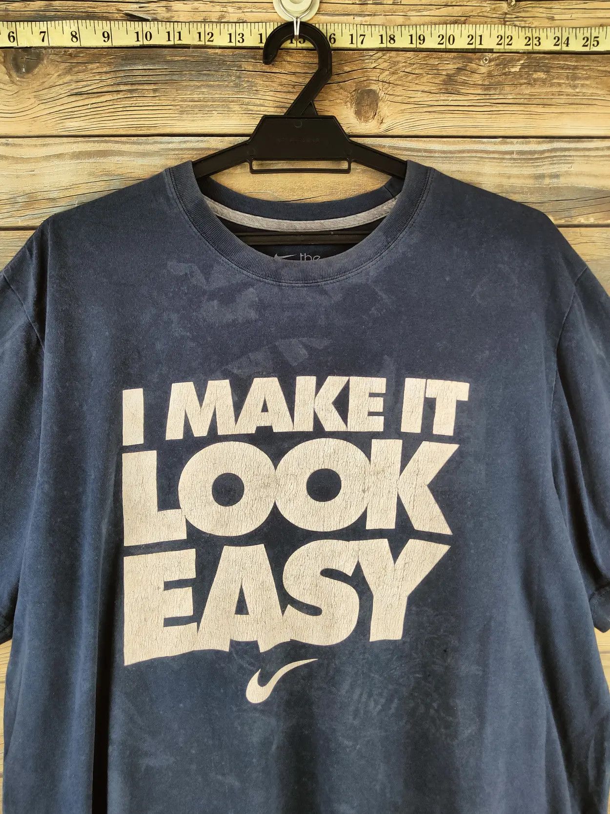 Nike D Nike i make it look easy tshirt #46-858 Size US XL / EU 56 / 4 - 2 Thumbnail