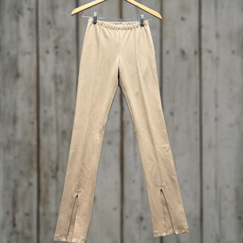 Vintage Sablyn Pants Womens Small Beige Knit Straight Leg Sweatpants Lounge with Elastic Waist Slit Hem Size 28" / US 6 / IT 42 - 1 Thumbnail