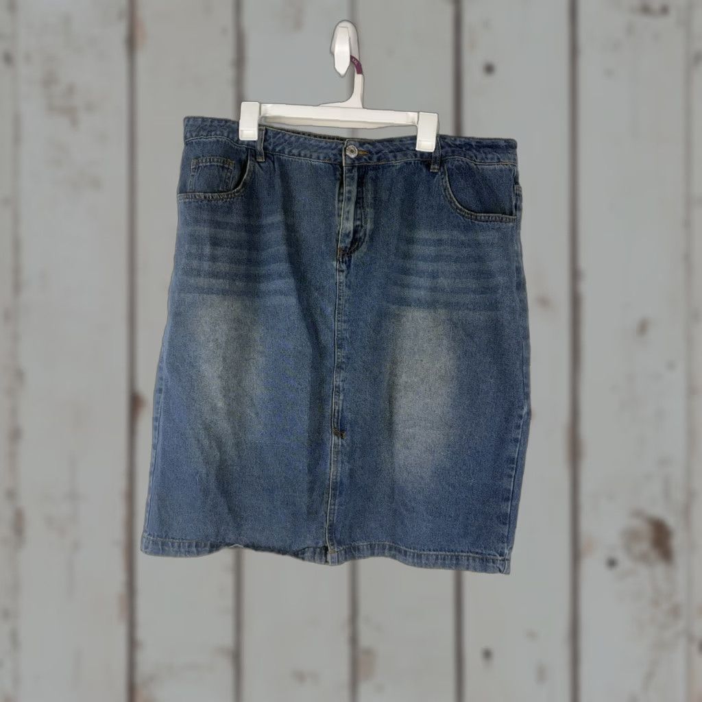Vintage Emery Rose Women's Denim Midi Skirt 3X Plus Size Casual Bohemian 90s Stretch Zipper Size 40" / US 18 - 1 Thumbnail