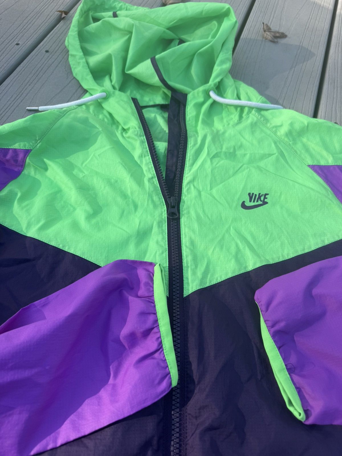 Nike Nike Lightweight Windbreaker Jacket Size US M / EU 48-50 / 2 - 4 Thumbnail