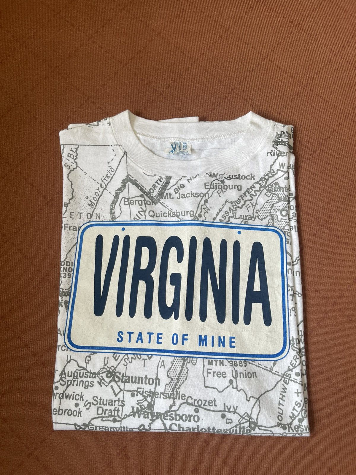 Vintage Vintage 90s Sun Sportswear Virginia AOP Map T-Shirt Size US XL / EU 56 / 4 - 1 Thumbnail