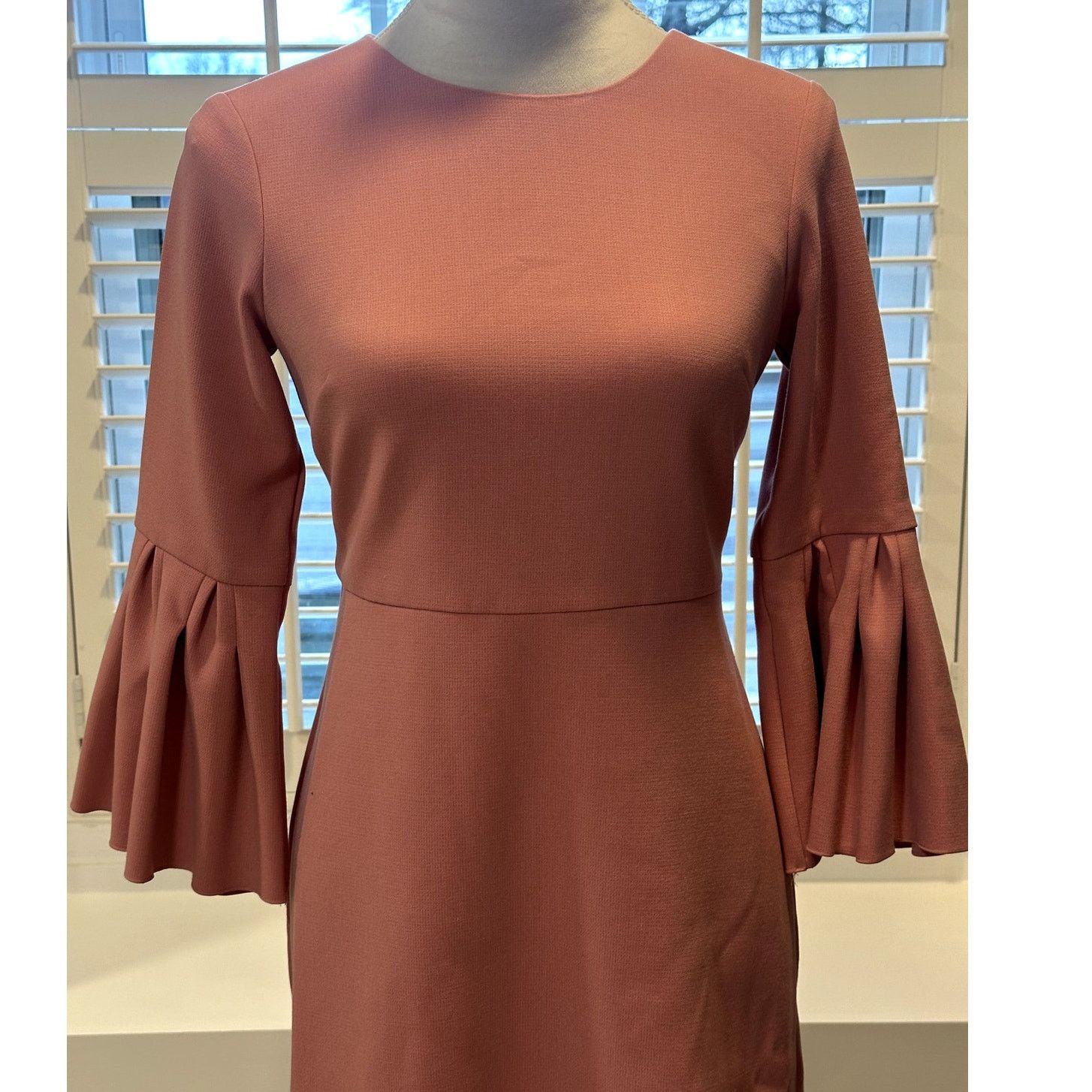 Ann Taylor Ann Taylor Womens Pink Bell Sleeve Sheath Dress Back Zip 00P Size XXS / US 00 / IT 34 - 3 Thumbnail