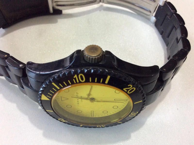 Designer Identity yellow dial black plastic strap watch Size ONE SIZE - 4 Thumbnail