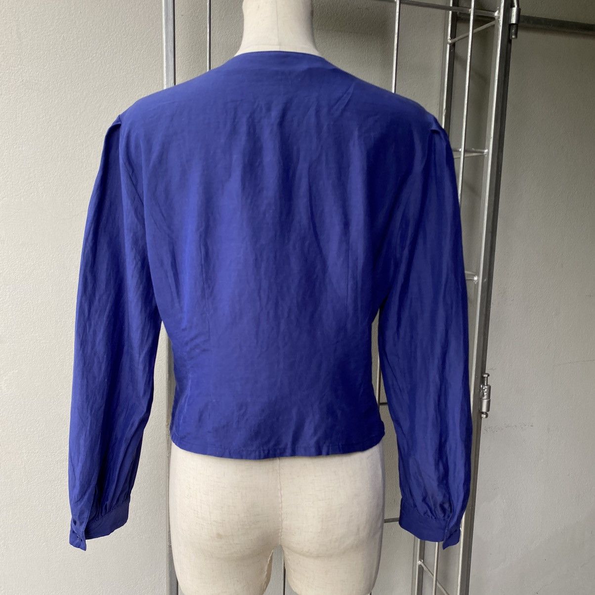 Burberry BURBERRYS Vintage Royal Blue Bow Blouse Size M / US 6-8 / IT 42-44 - 12 Thumbnail