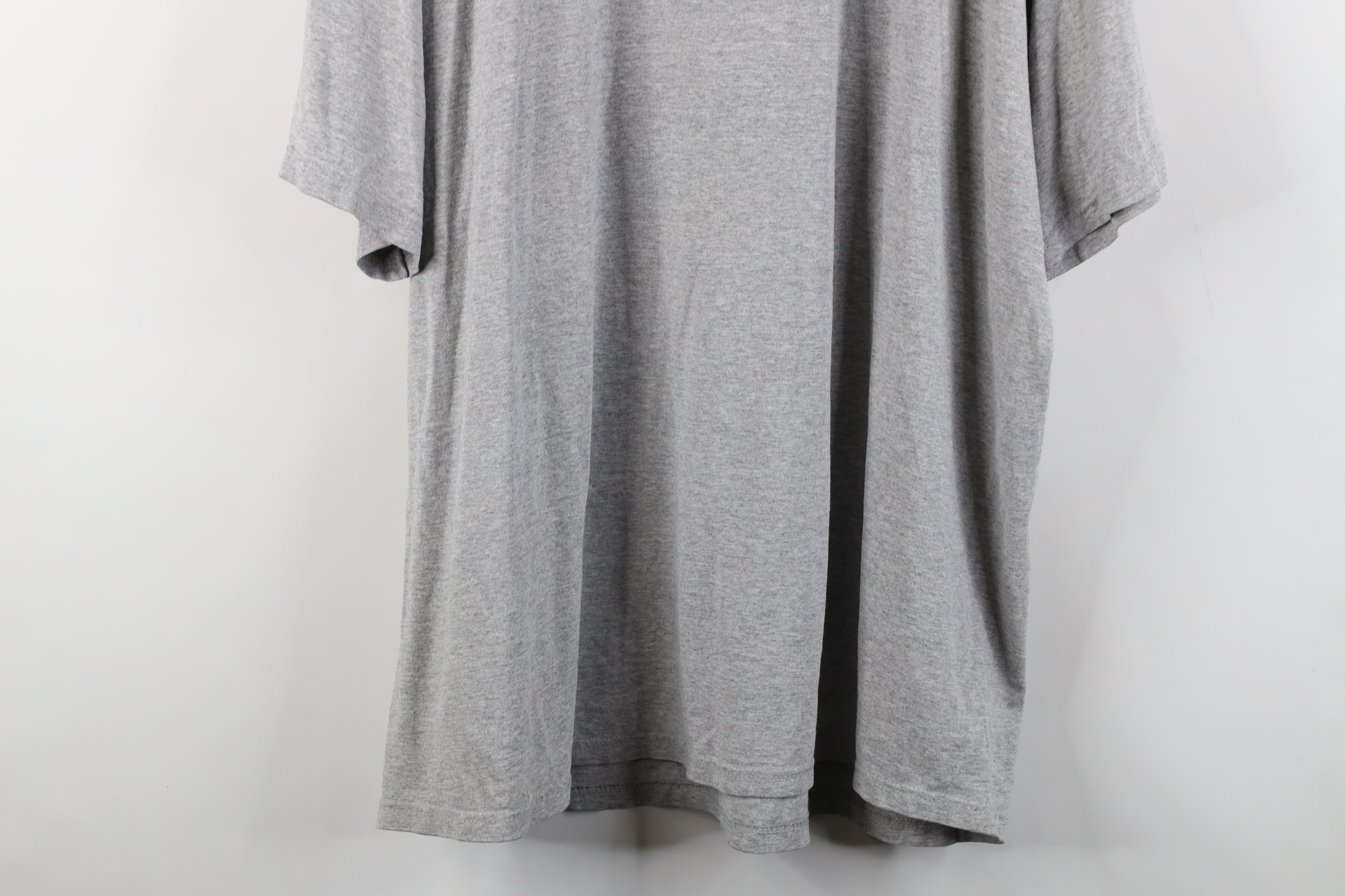 Nike Vintage Y2K Nike Block Letter Spell Out T-Shirt Gray Size US XXL / EU 58 / 5 - 14 Thumbnail