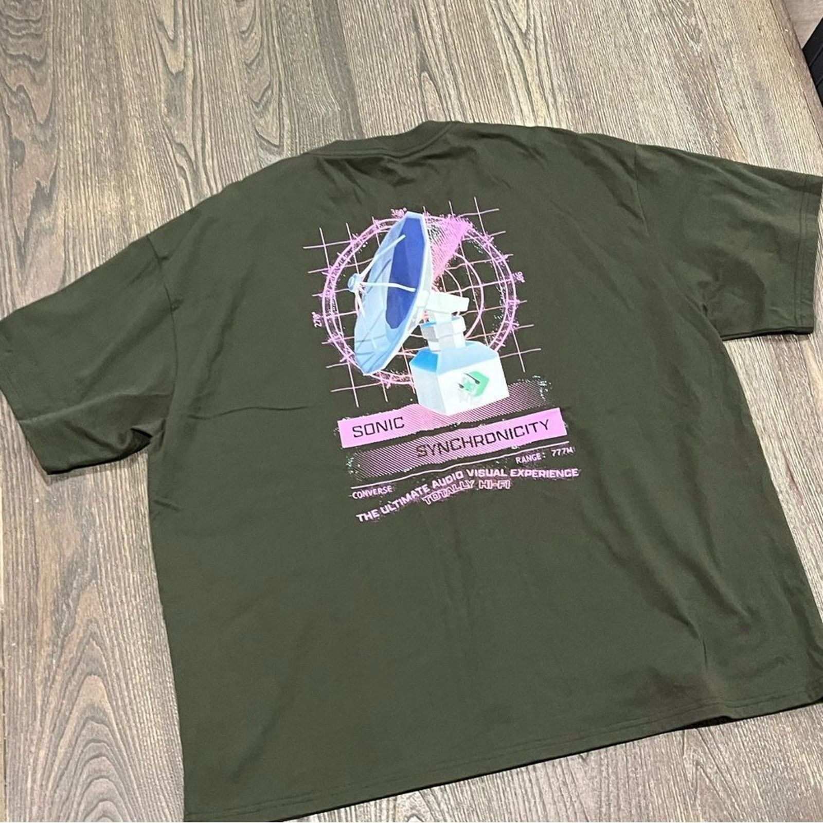 Converse NWOT Converse Graphic Tee Short Sleeve Crew Neck Green M Size US M / EU 48-50 / 2 - 6 Thumbnail