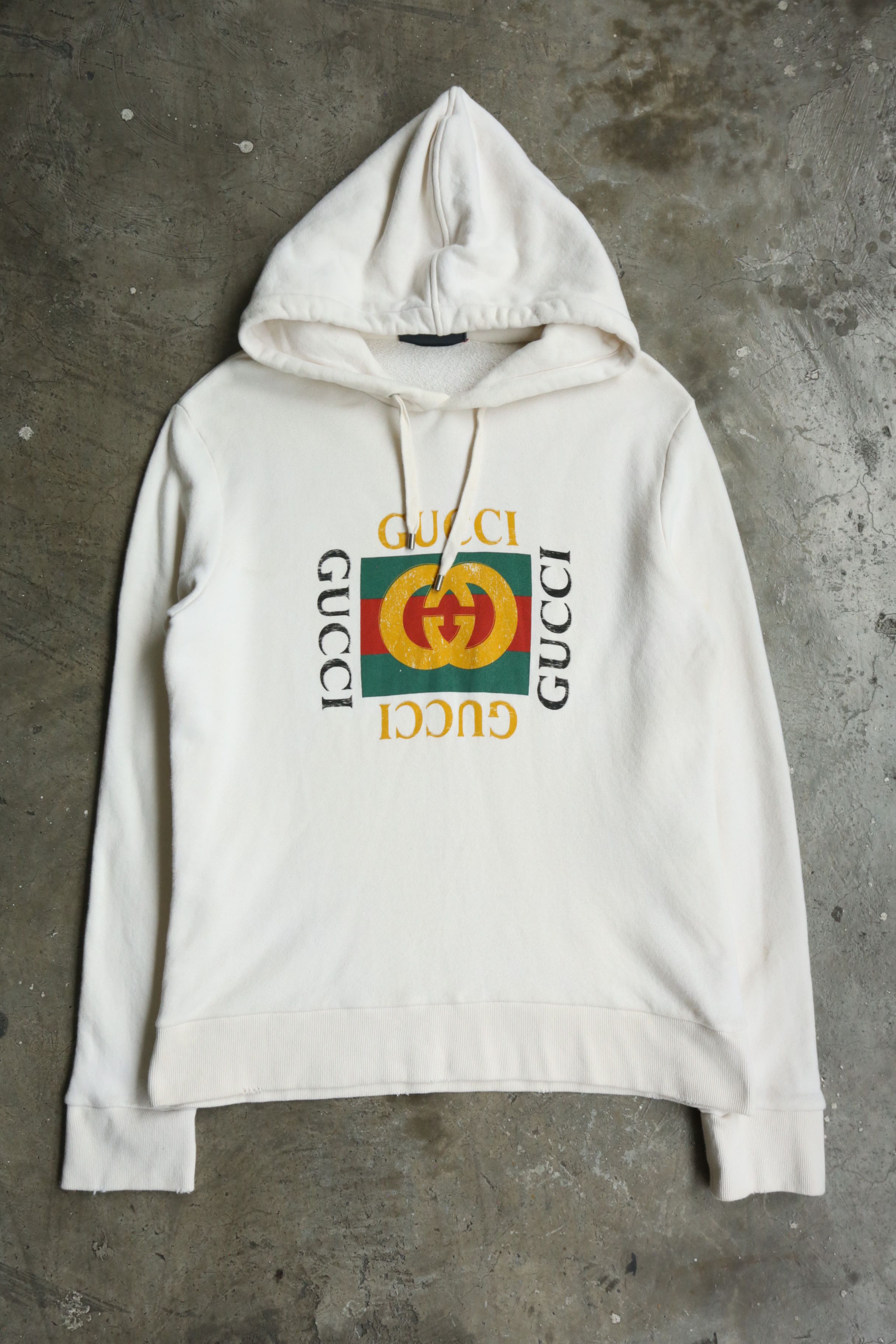 Gucci Gucci - F/W 16 - Vintage Logo Hoodie Size US L / EU 52-54 / 3 - 1 Thumbnail