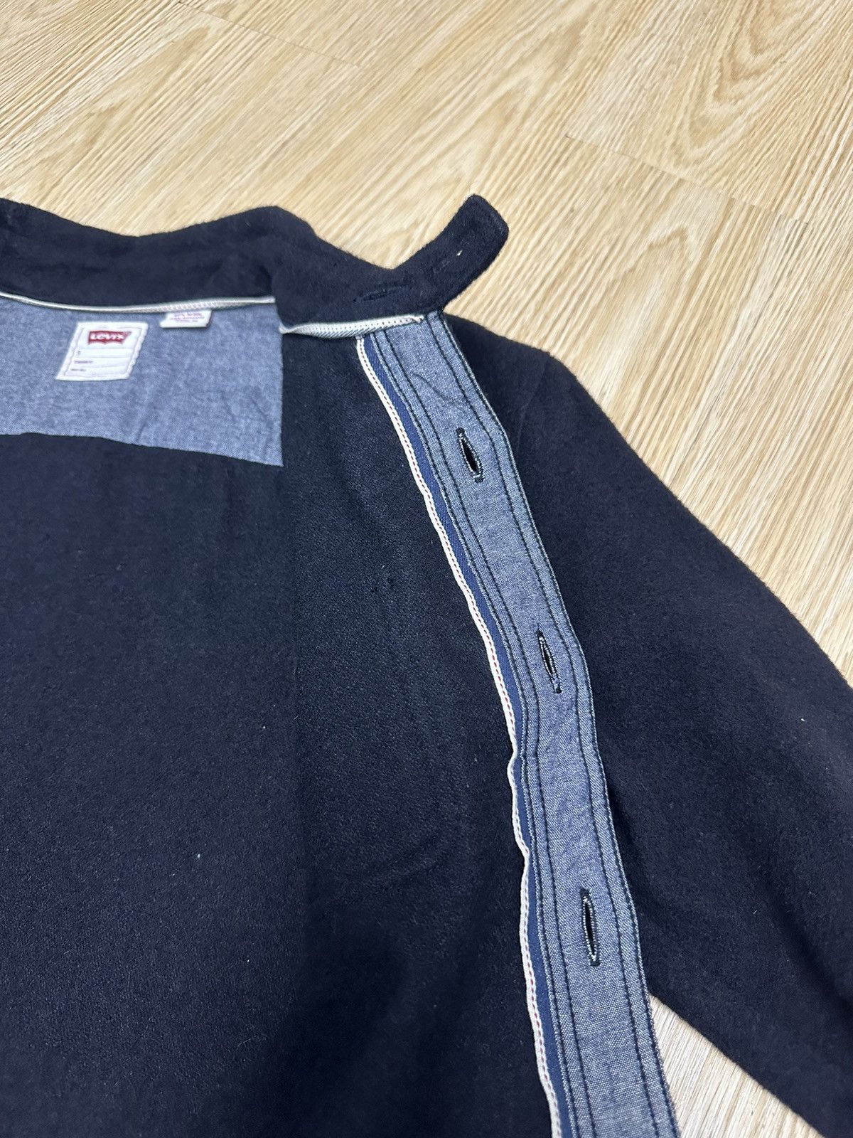 Levi's Vintage Levis Black Wool Button Shirt Z25 Size US S / EU 44-46 / 1 - 12 Thumbnail