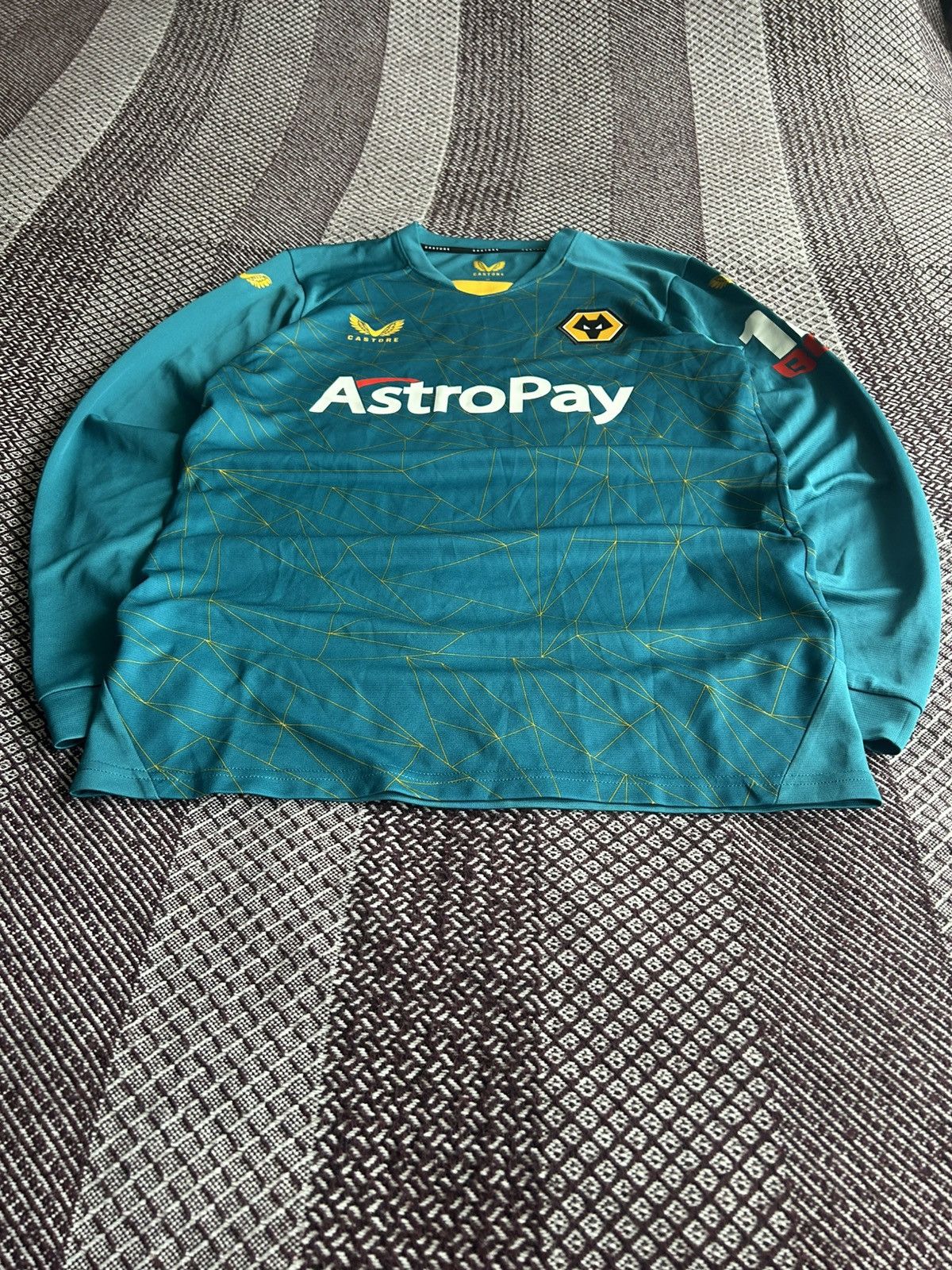 Castore Wolverhampton 2022/23 Away Football Shirt Soccer Jersey Sz S Size US S / EU 44-46 / 1 - 3 Thumbnail