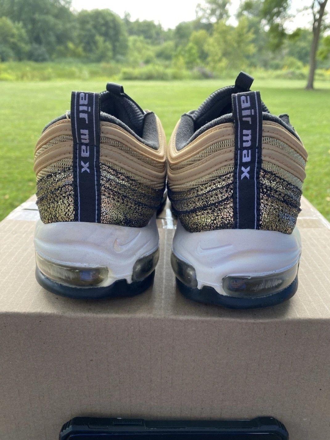 Nike Wmns Nike Air Max 97 Golden Gals Size 11.5 W / 10 Men Size US 11.5 / IT 41.5 - 5 Thumbnail