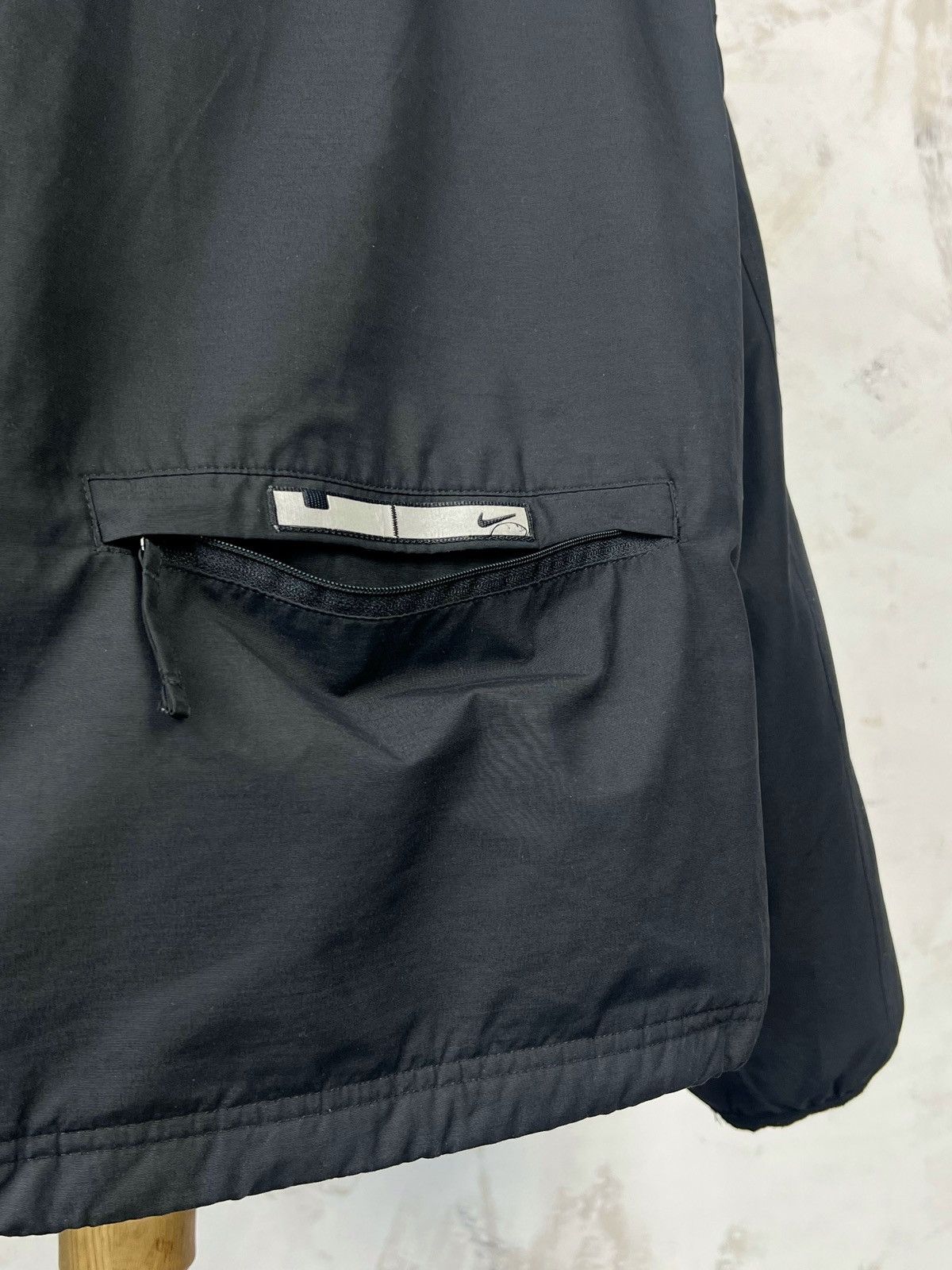 Nike Vintage Nike Lightweight Zip Jacket Size S - M Size US S / EU 44-46 / 1 - 6 Thumbnail