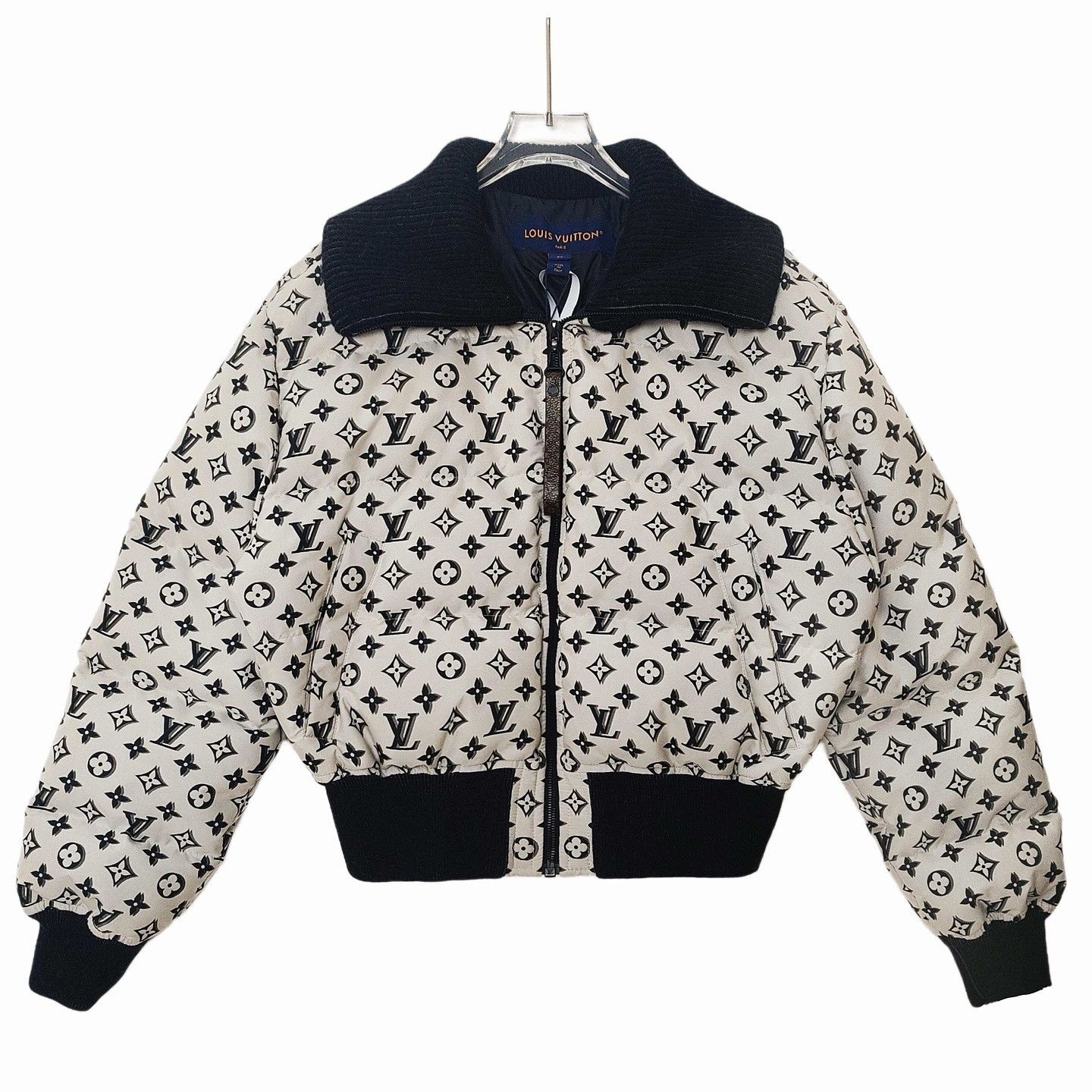 Louis Vuitton Louis Vuitton Monogram Down Jacket Size 36 Size XS / US 0-2 / IT 36-38 - 1 Thumbnail