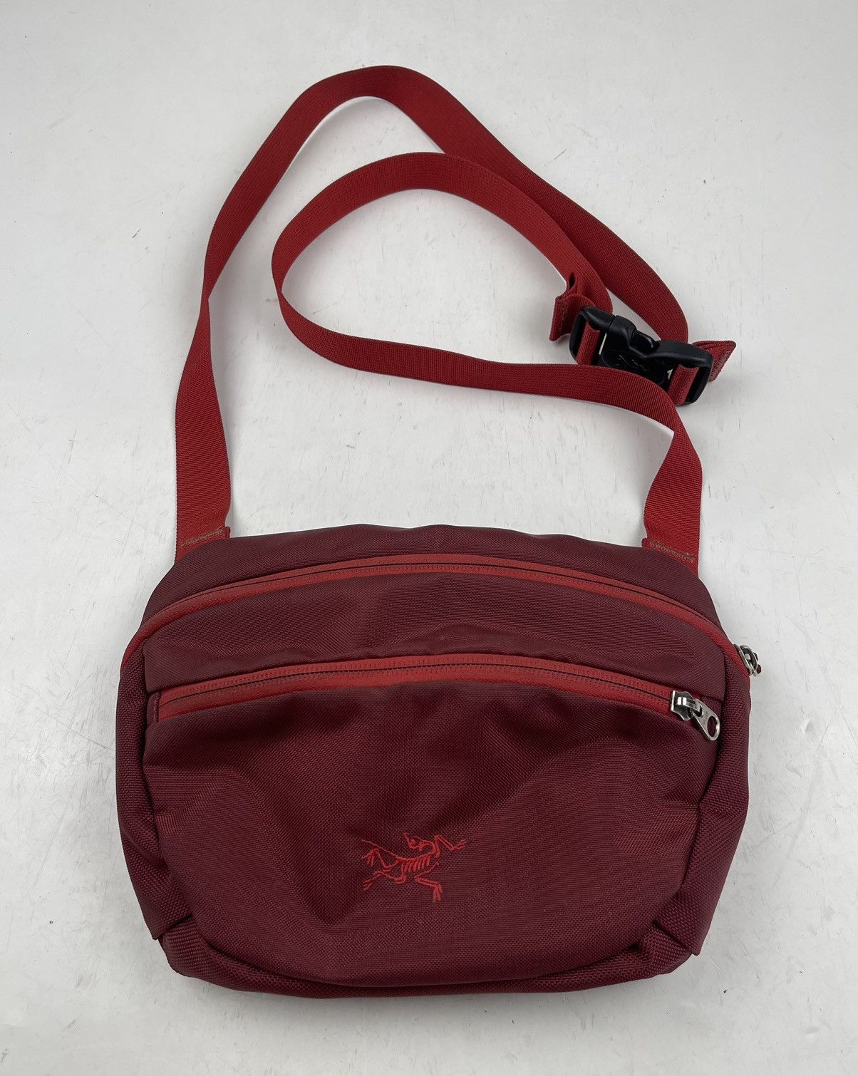 Arcteryx Shoulder Bag Sling Bag Tc39 in Red, Men's
