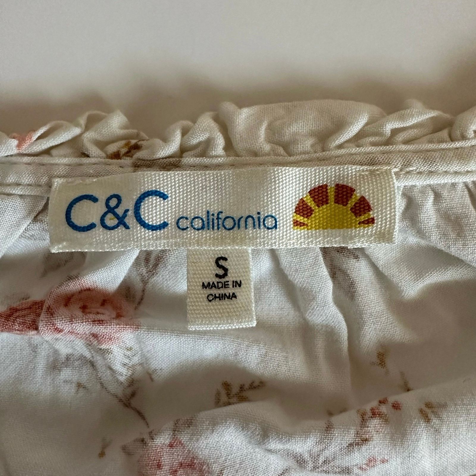 Other C&C California Floral Women's size Small Blouse - Boho Size S / US 4 / IT 40 - 7 Thumbnail
