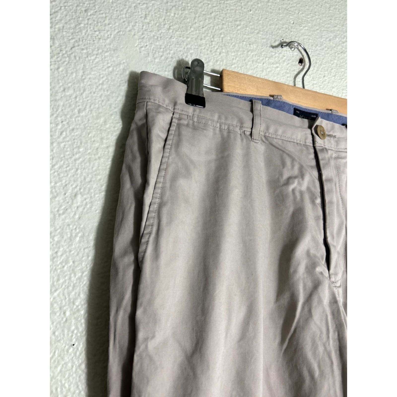 J.Crew J.CREW Lightweight Chino Pants Beige Cotton Mens 30x32 #770 Size US 30 / EU 46 - 4 Thumbnail